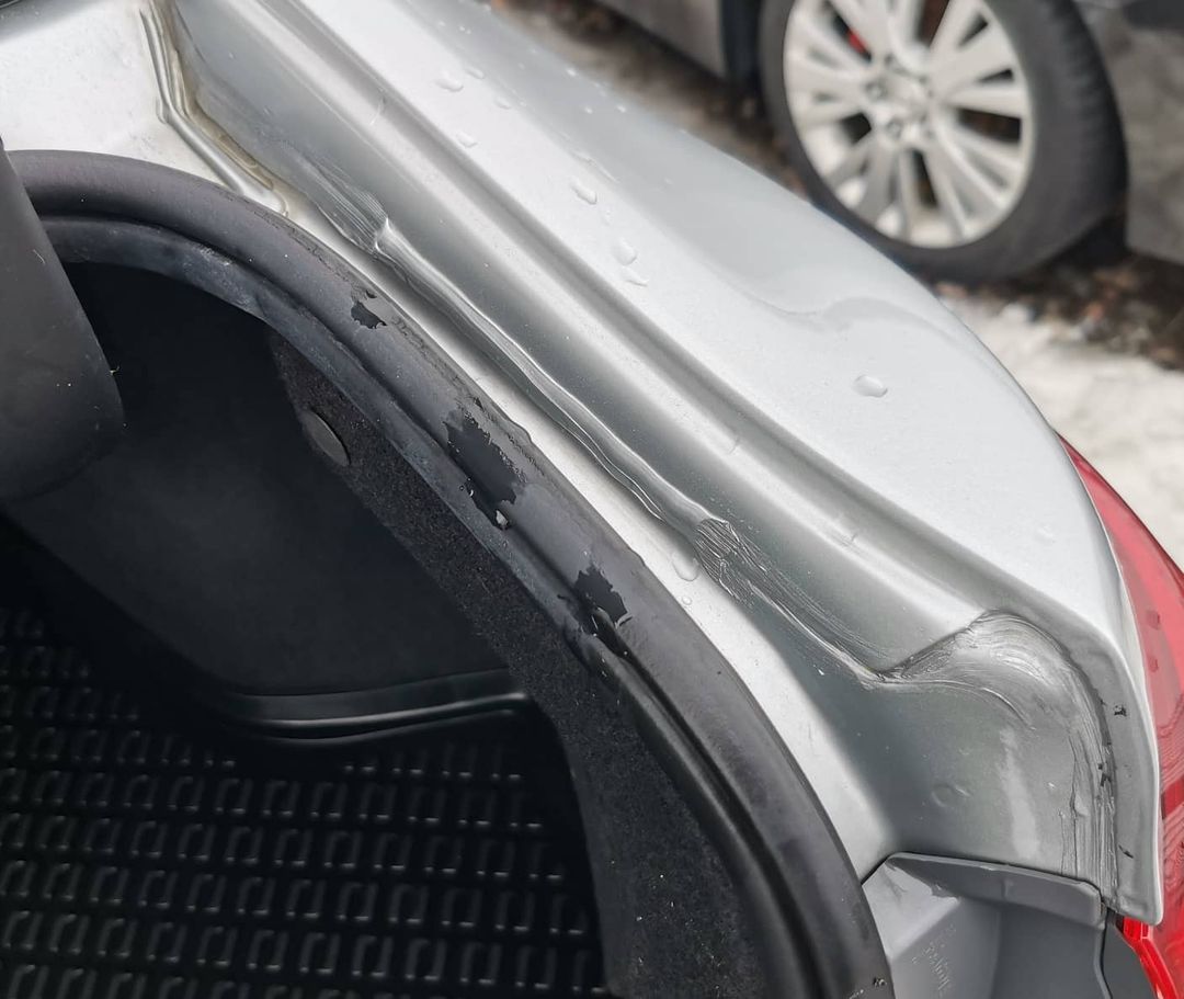 Hyundai Sonata не бит не крашен.